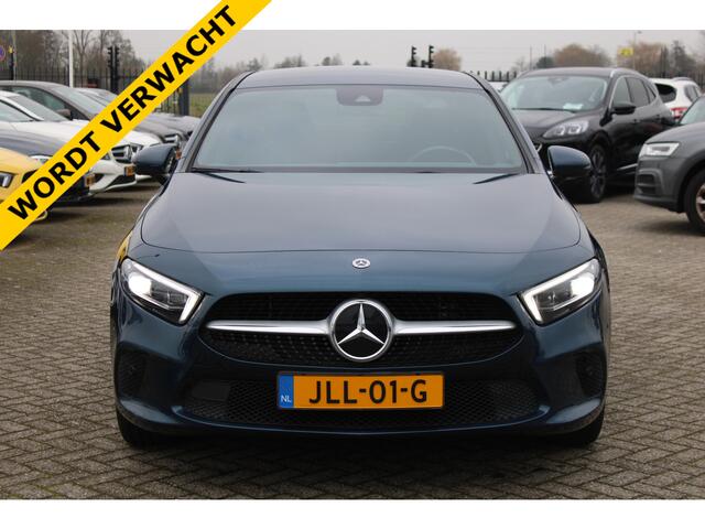 Mercedes-Benz A-KLASSE 250e AUT8 Premium LEDER SFEER KEY-LESS GO MULTIBEAM 360-CAMERA TREKHAAK