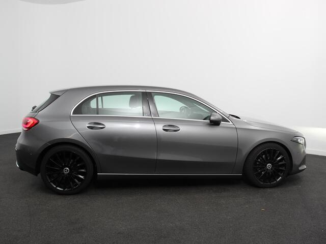 Mercedes-Benz A-KLASSE 200 Automaat Progressive Premium Pack | Navigatie | Climate Control | Camera | Sfeerlichting | Parkeer sensoren | Stoelverwarming | Led | Cruise Control