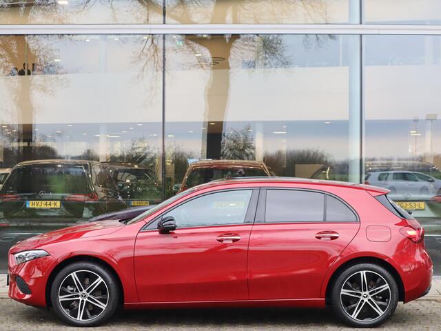 Mercedes-Benz A-KLASSE 250 e Star Edition AMG Line