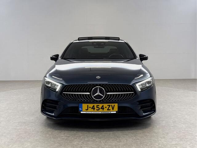 Mercedes-Benz A-KLASSE 180 AMG | Pano | Sfeerverl. | Virtual | Camera | Carplay | LED | NAP