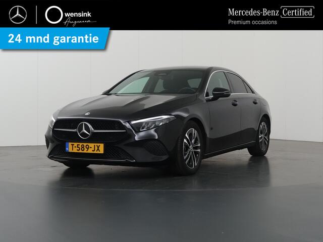 Mercedes-Benz A-KLASSE 180 Business Line | Stoelverwarming | Sfeerverlichting | Getint glas |