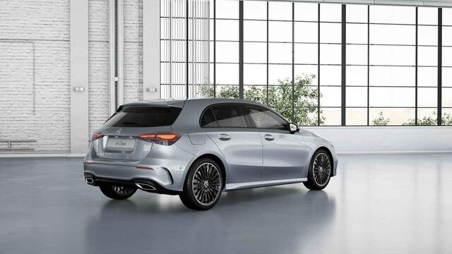 Mercedes-Benz A-KLASSE 250 e Business Solution AMG | Panoramaschuifdak | Stoelverwarming | Achteruitrijcamera | MULTIBEAM LED | Night Pakket |