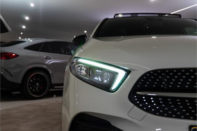Mercedes-Benz A-KLASSE 180 Business Solution AMG 136PK | NL AUTO+NAP | Pano | LED | Stoelverw. | Carplay | Night | Garantie