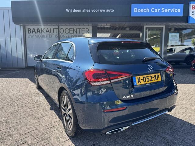 Mercedes-Benz A-KLASSE 180 Business solution Luxury | Leer | Adapt. Cruise