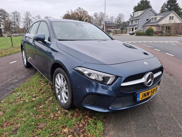 Mercedes-Benz A-KLASSE 250 e Business Line
