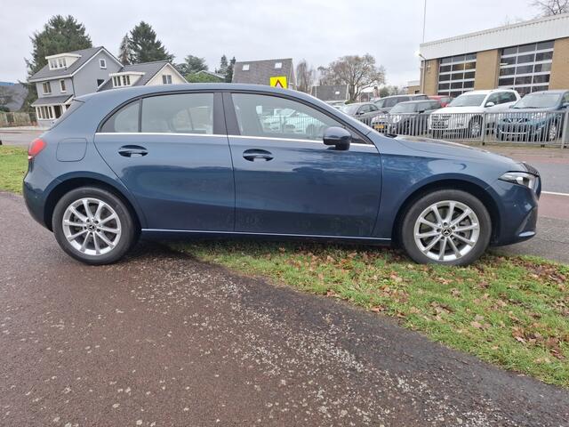 Mercedes-Benz A-KLASSE 250 e Business Line