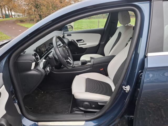Mercedes-Benz A-KLASSE 250 e Business Line