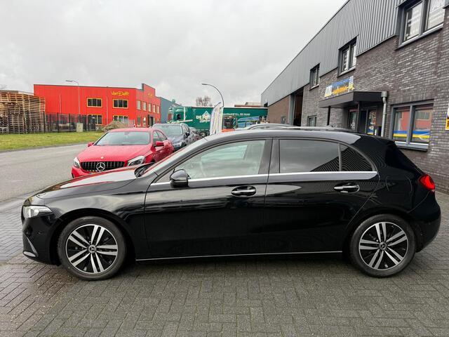 Mercedes-Benz A-KLASSE 200 Launch Edition Premium | 1E EIGENAAR | 12MND GARANTIE | AUTOMAAT | DAB | LED | SFEERVERLICHTING |