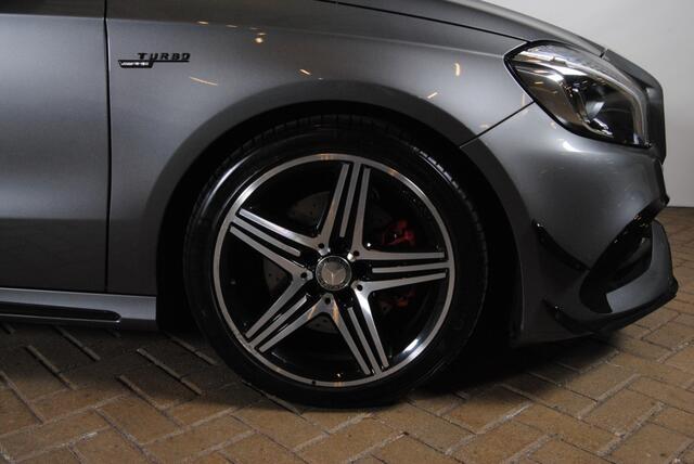 Mercedes-Benz A-KLASSE 250 A 250 Sport || AMG Pakket|| Stoelverwarming|| Handgeschakeld!