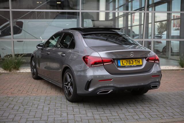 Mercedes-Benz A-KLASSE 180 Bns Sol. AMG | Pano | Sfeerverlichting |