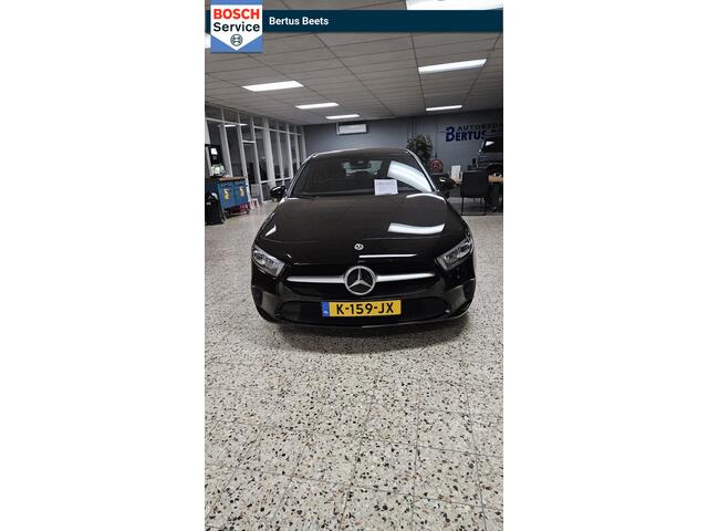 Mercedes-Benz A-KLASSE 180 Business Solution