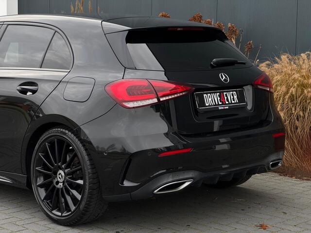 Mercedes-Benz A-KLASSE 180 B.Sol AMG Ni Upg Widescreen Navi Camera PDC Led Leder