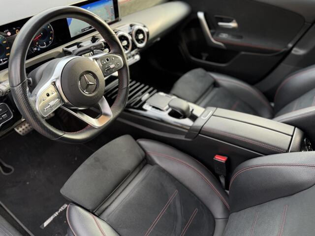 Mercedes-Benz A-KLASSE 180 AMG-Line | Camera | NWE Service & APK | Garantie |