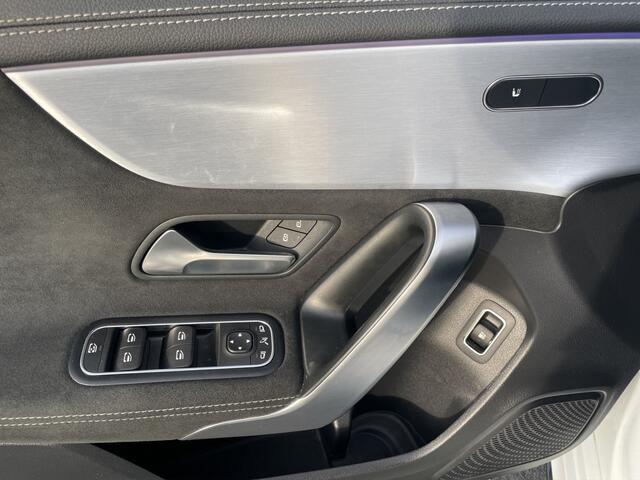 Mercedes-Benz A-KLASSE 250 e Business Solution Luxury Limited