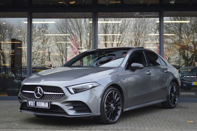 Mercedes-Benz A-KLASSE 250 e AMG Led Panorama Memory Distronic Burmester Keyless Augmented Pdc