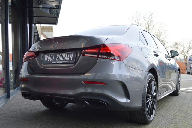 Mercedes-Benz A-KLASSE 250 e AMG Led Panorama Memory Distronic Burmester Keyless Augmented Pdc
