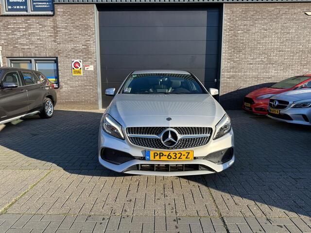 Mercedes-Benz A-KLASSE 180 Business Solution AMG | 12MND GARANTIE | AUTOMAAT | NAVI | LED | STOELVERWARMING |