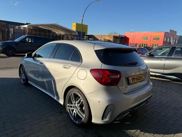 Mercedes-Benz A-KLASSE 180 Business Solution AMG | 12MND GARANTIE | AUTOMAAT | NAVI | LED | STOELVERWARMING |