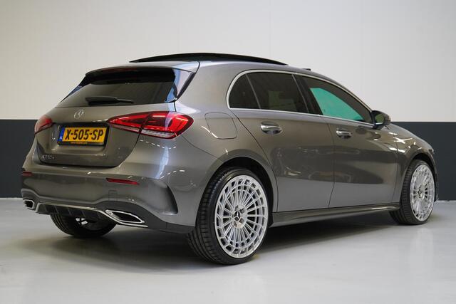 Mercedes-Benz A-KLASSE 250 e AMG Line | Panoramadak | Sportstoelen | Navigatie | Sfeerverlichting