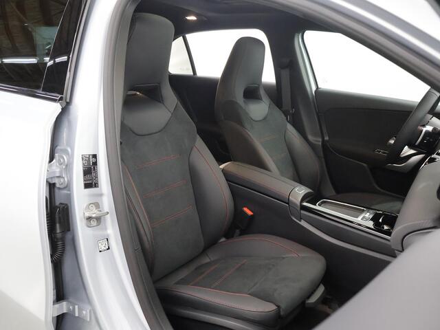 Mercedes-Benz A-KLASSE 180 Business Solution AMG | Panoramaschuifdak | Premium plus | Head-Up | Stoelverwarming | Achteruitrijcamera | MULTIBEAM LED |