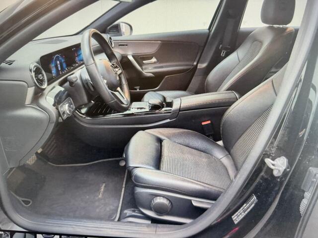 Mercedes-Benz A-KLASSE 180 d Launch Edition nieuwe automaatbak 37000km B - Alleen exportbedrijven en handelaren