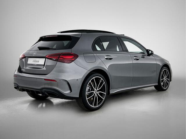 Mercedes-Benz A-KLASSE 250 e Business Solution AMG | AMG Line Plus pakket | Smartphone-integratie | Head-up display | Panoramaschuifdak | Augmented Reality navigatie | Multibeam LED | 360°-camera | 19 inch AMG veglen |