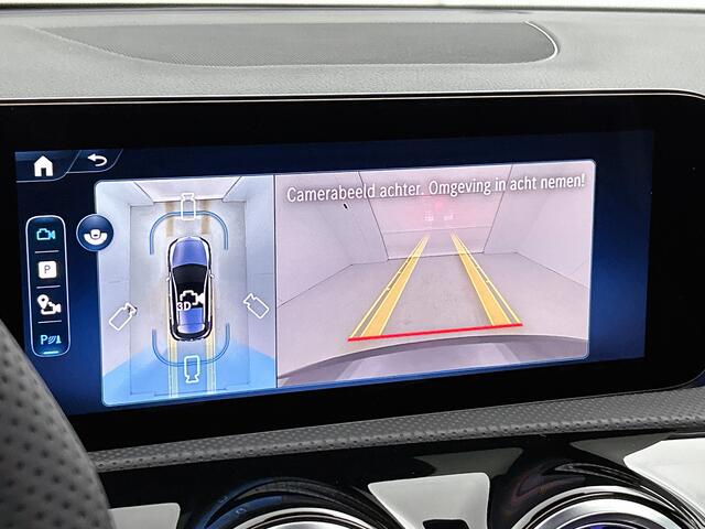 Mercedes-Benz A-KLASSE 250 e Business Solution AMG | AMG Line Plus pakket | Smartphone-integratie | Head-up display | Panoramaschuifdak | Augmented Reality navigatie | Multibeam LED | 360°-camera | 19 inch AMG veglen |