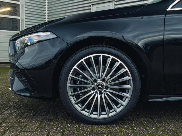 Mercedes-Benz A-KLASSE Hatchback 250 e Business Solution AMG Panorama dak