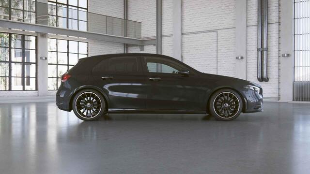 Mercedes-Benz A-KLASSE 250 e AMG Line | Night | Widescreen | Panoramadak | 19" lichtmetalen velgen |
