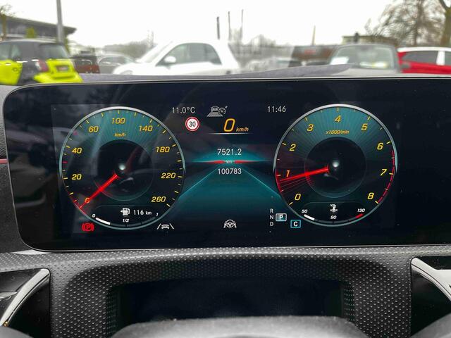 Mercedes-Benz A-KLASSE 250 4MATIC Premium Plus AMG Pano matrix LED 19-inch Burmester ACC Keyless 360° Camera Memory