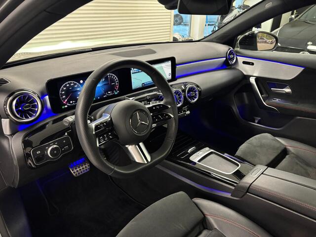 Mercedes-Benz A-KLASSE 250 e AMG 35 Pakket Panorama 19" Led Night