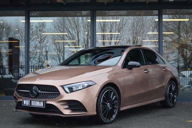 Mercedes-Benz A-KLASSE 250 e AMG Led Leder Panorama Widescreen Sfeer Camera Night Pdc