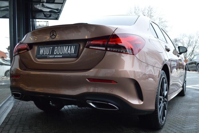 Mercedes-Benz A-KLASSE 250 e AMG Led Leder Panorama Widescreen Sfeer Camera Night Pdc