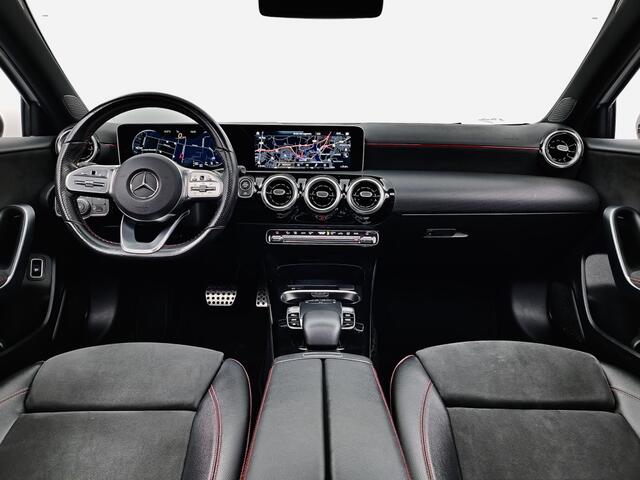 Mercedes-Benz A-KLASSE 200 AMG Night Edition Aut- Panoramadak, Carplay, Android Auto, Camera, Xenon Led, Park Assist