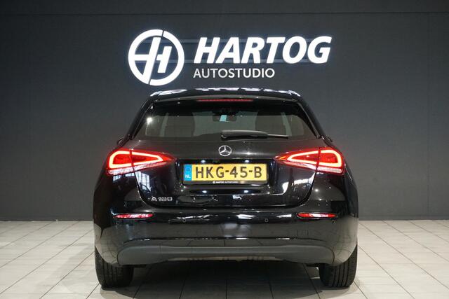 Mercedes-Benz A-KLASSE 180 136PK + WIDE SCREEN / CAMERA / STOELVERWARMING /
