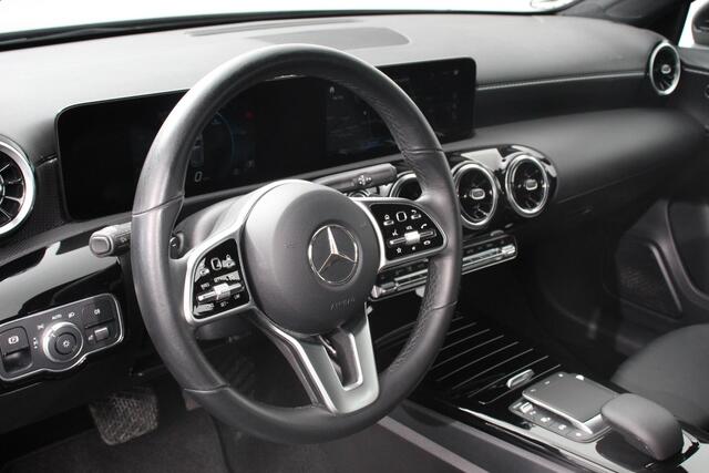 Mercedes-Benz A-KLASSE 220 4MATIC 190pk Progressive Advantage | Navigatie | Climate control | Camera | Led | Stoelverwarming | DAB | Led