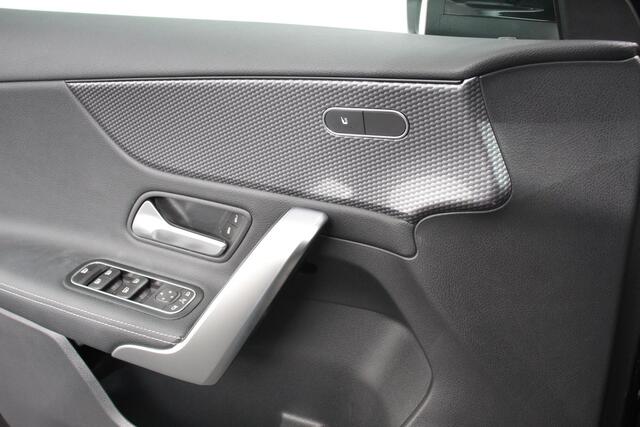 Mercedes-Benz A-KLASSE 220 4MATIC 190pk Progressive Advantage | Navigatie | Climate control | Camera | Led | Stoelverwarming | DAB | Led