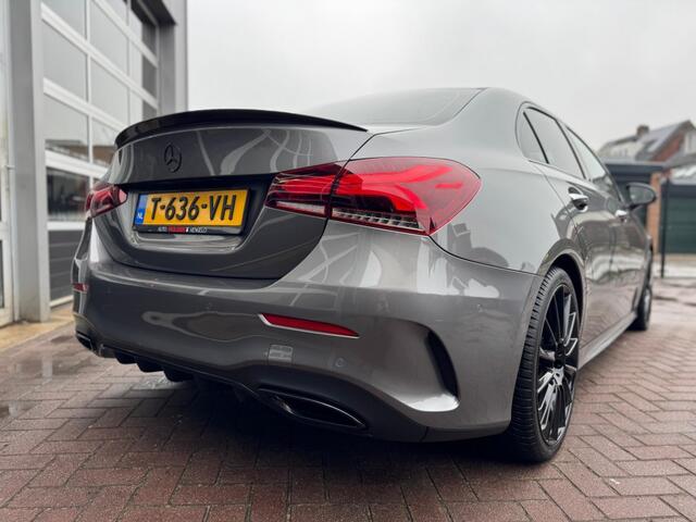 Mercedes-Benz A-KLASSE AMG LAUNCH EDITION PREMIUM PLUS / PANO / CAMERA / CRUISE / MEMORY / RIJKLAAR!