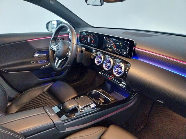 Mercedes-Benz A-KLASSE 200 AUTOMAAT PANO DAK WIDESCREEN CAMERA HALF LEER PARK ASSIST LED NAVI CRUISE ECC