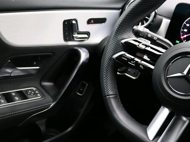 Mercedes-Benz A-KLASSE 250 e Business Solution AMG
