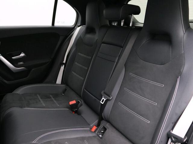 Mercedes-Benz A-KLASSE 250 e Business Solution AMG