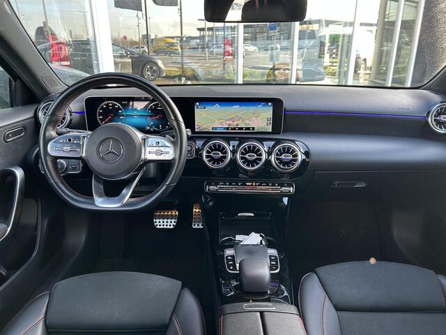 Mercedes-Benz A-KLASSE 200 | Stoelverwarming | Sfeerverlichting | Cruise Control