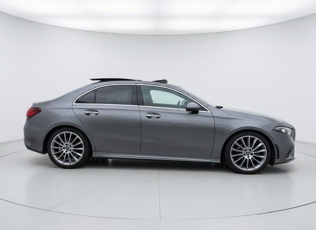 Mercedes-Benz A-KLASSE 180 D L. Ed. Premium + AMG Line, Xenon, Pano, Sfeer