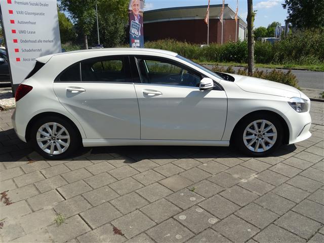Mercedes-Benz A-KLASSE 180 Business Solution