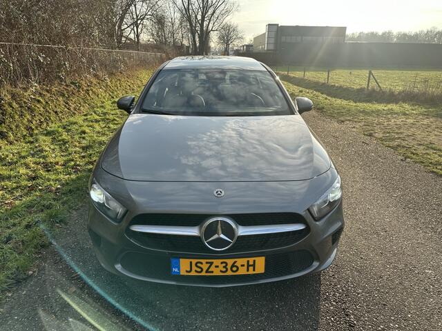 Mercedes-Benz A-KLASSE 200 4Matic Premium .