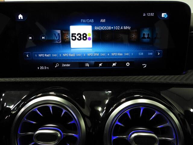 Mercedes-Benz A-KLASSE A180 Premium Plus LEER/SCHUIFDAK/SFEER/BURMESTER/17"LMV!