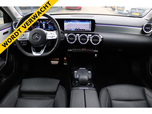 Mercedes-Benz A-KLASSE 250e AUT8 AMG Line NIGHT PAKKET PANORAMADAK LEDER CARPLAY DISTRONIC 360-CAMERA KEY-LESS GO
