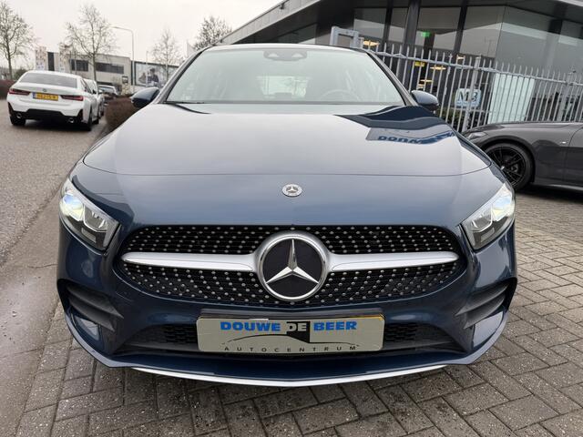Mercedes-Benz A-KLASSE 250 e AMG Aut Keyless | Camera | Stoelverw. | Sfeerverlichting