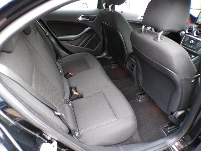 Mercedes-Benz A-KLASSE 160 Black Star TOP STAAT,GOED ONDERHOUDEN!