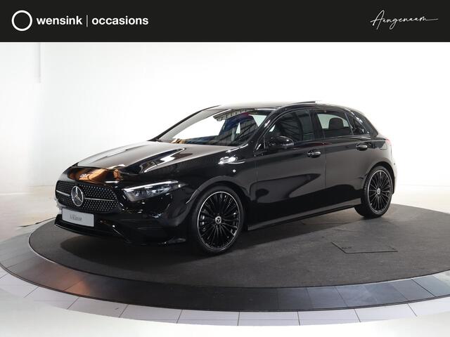 Mercedes-Benz A-KLASSE 180 Business Solution AMG | AMG Line Plus | Nightpakket | Panoramaschuifdak | Head-up display | Stoelverwarming voor| 360° camera | Dodehoekassistent |